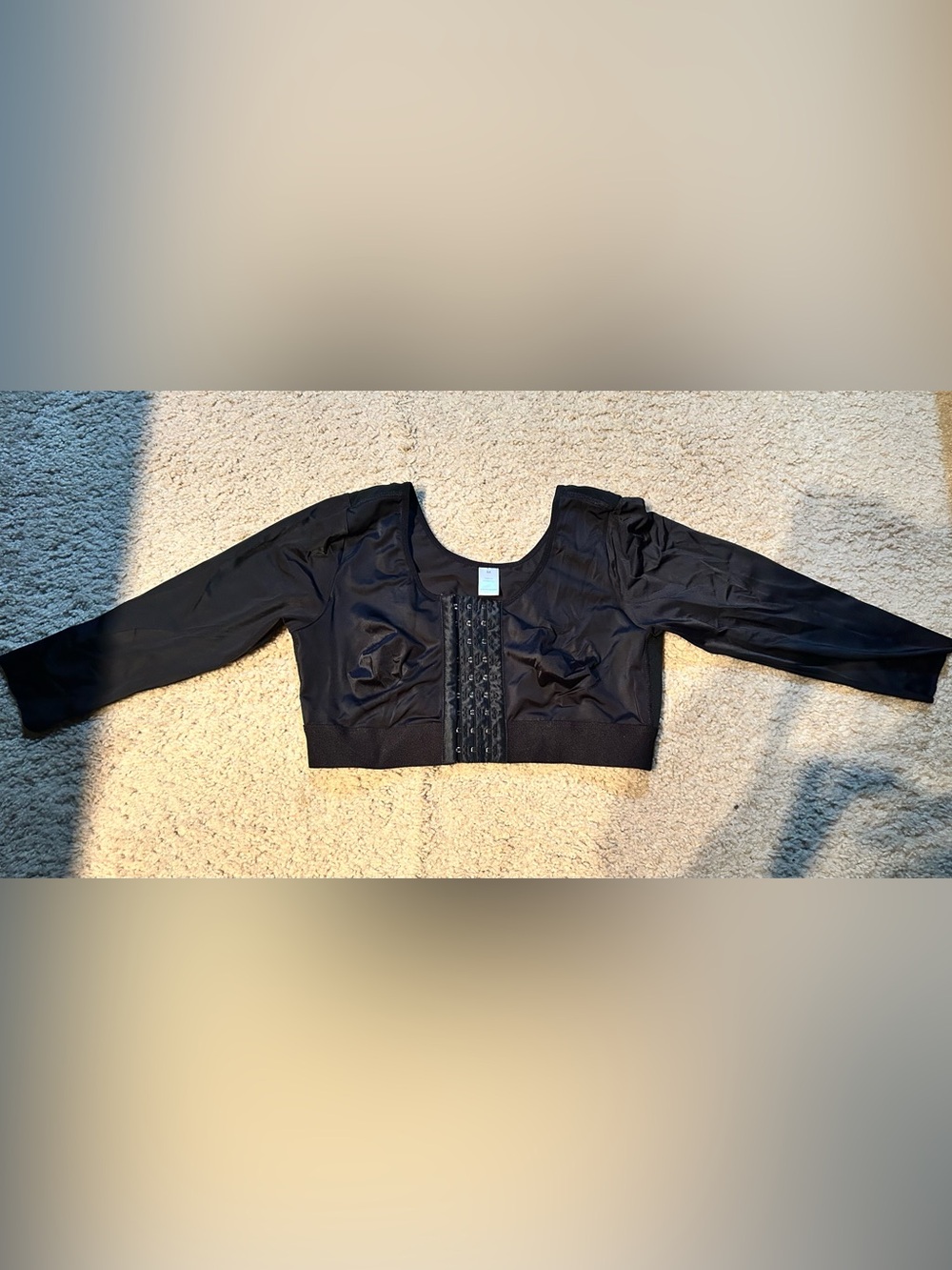 Black Front-Hook Compression Crop Top
